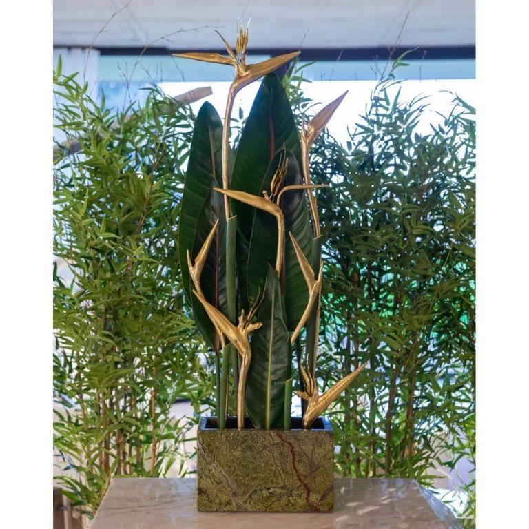 Portugais Stella 7 - Vase décoratif organique en marbre Greene & Greene en vente