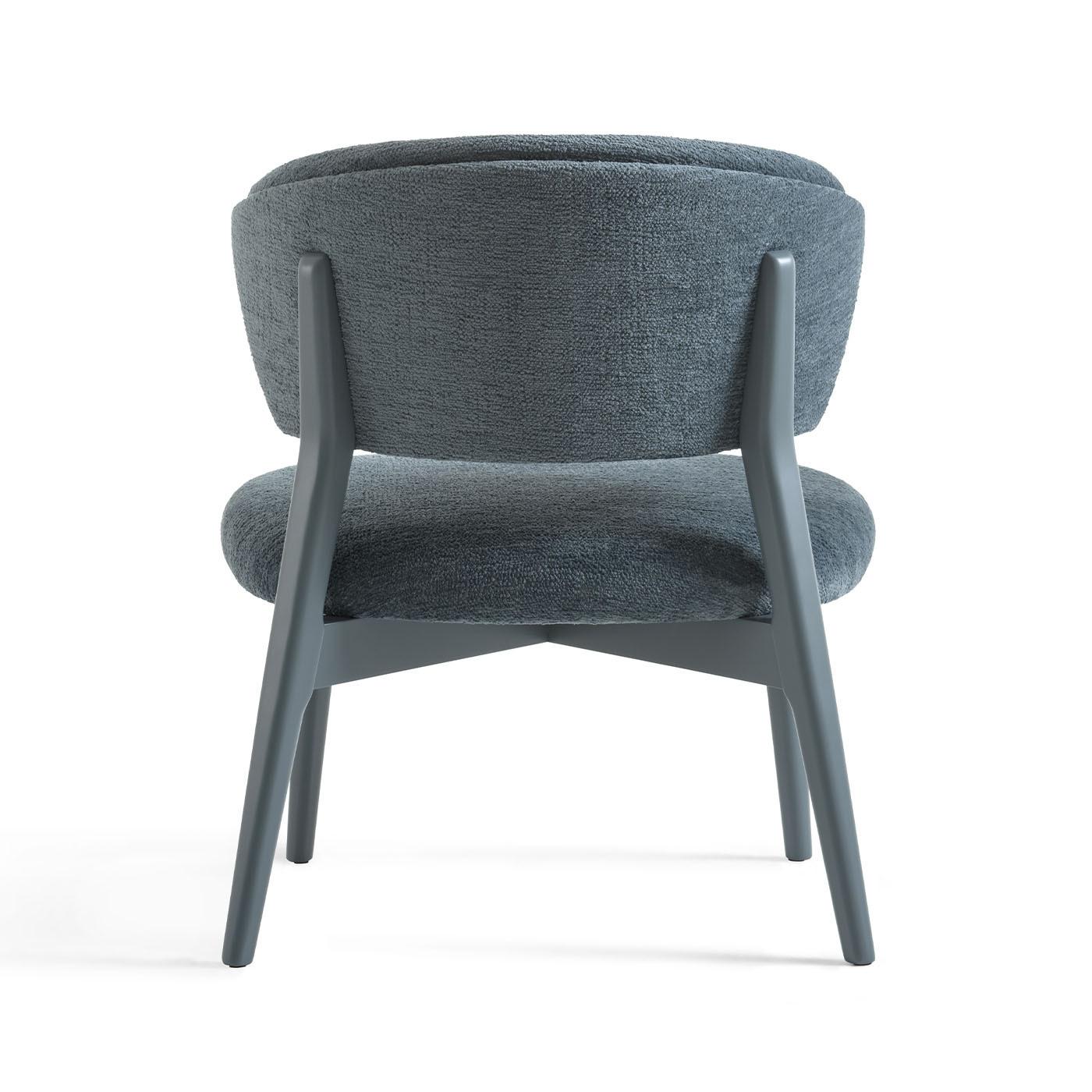 Stella 823 Blauer Loungesessel von Matteo Ragni (Italienisch) im Angebot