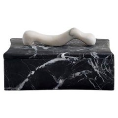 Caja Stella Nero y Arabescato Por Greg Natale