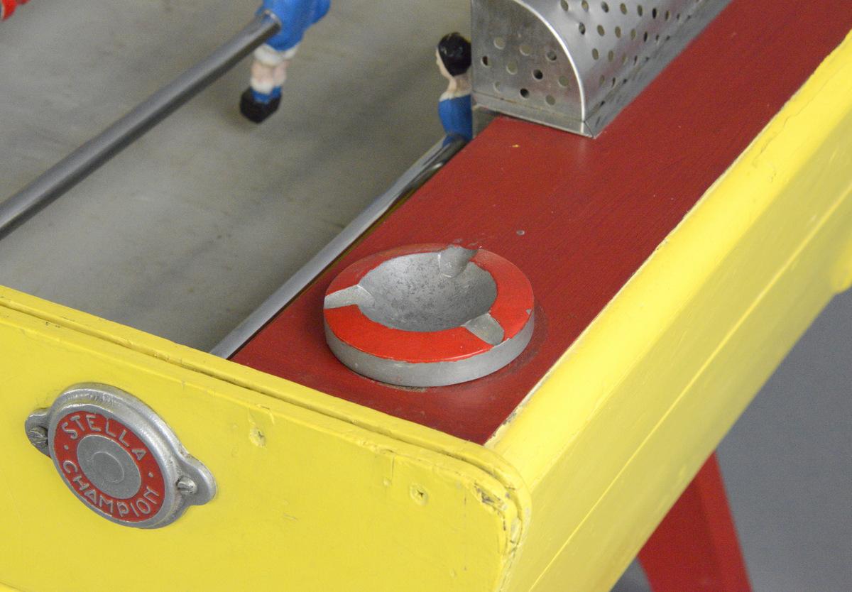 Mid-20th Century Stella Champion Babyfoot Fooseball Table, circa 1940s