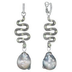 Boucles d'oreilles convertibles Stella Flame en perles baroques de Tahiti et diamants
