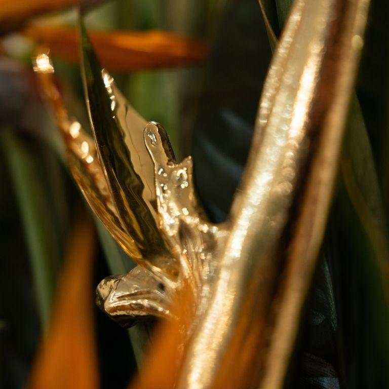 Organic Modern Stella IV – Decorative Biophilic Sculpture Vase for Elegant Entry Spaces For Sale