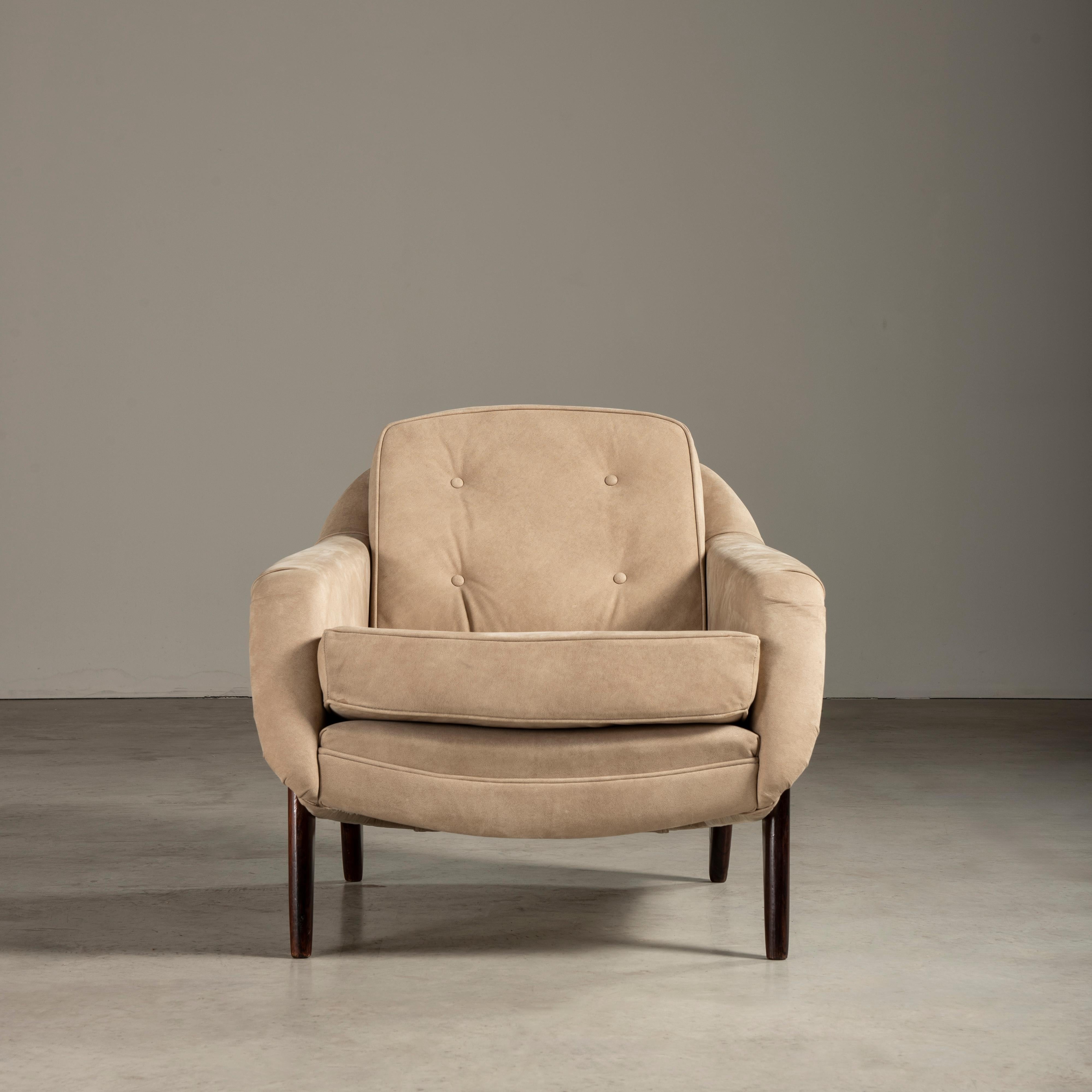 Stella' Lounge Chair, von Sérgio Rodrigues, brasilianisches Design der Jahrhundertmitte (Brasilianisch) im Angebot