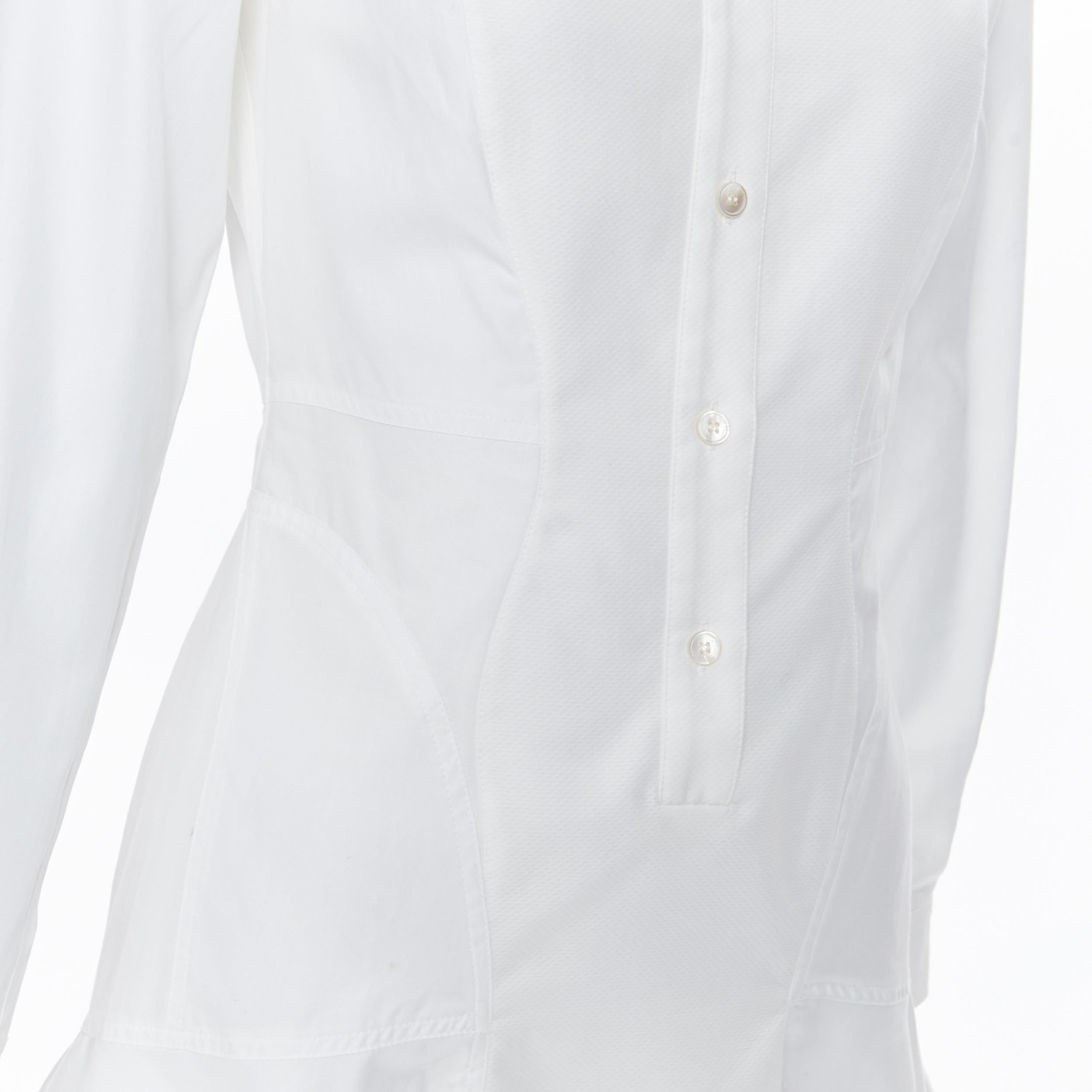 STELLA MCCARTNEY 100% cotton white contour panel fit flared dress IT36 XS
Brand: Stella McCartney
Designer: Stella McCartney
Collection: 2012
Model Name / Style: Fit flared dress
Material: Cotton
Color: White
Pattern: Solid
Closure: Button
Extra