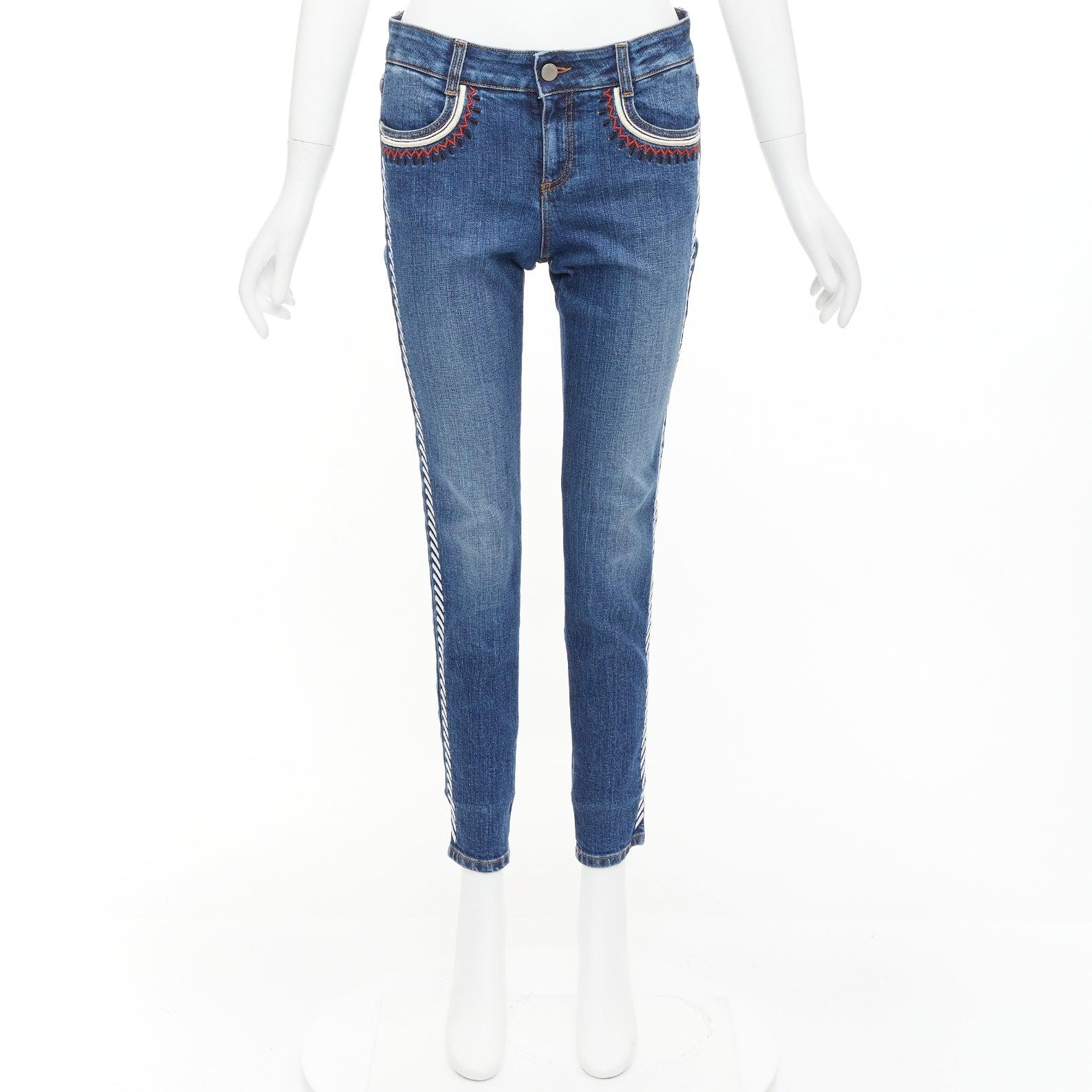 STELLA MCCARTNEY 2014 - Jean raccourci bleu avec broderie ethnique 28