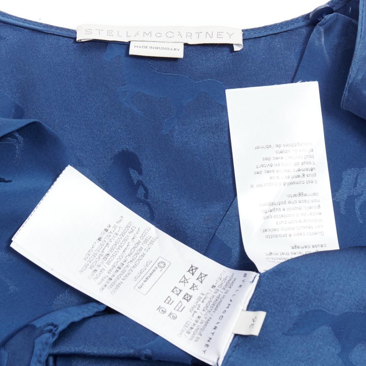 Stella McCartney 2019 camicia con buco della serratura in viscosa di seta con stampa di cavalli IT36 XXS in vendita 3