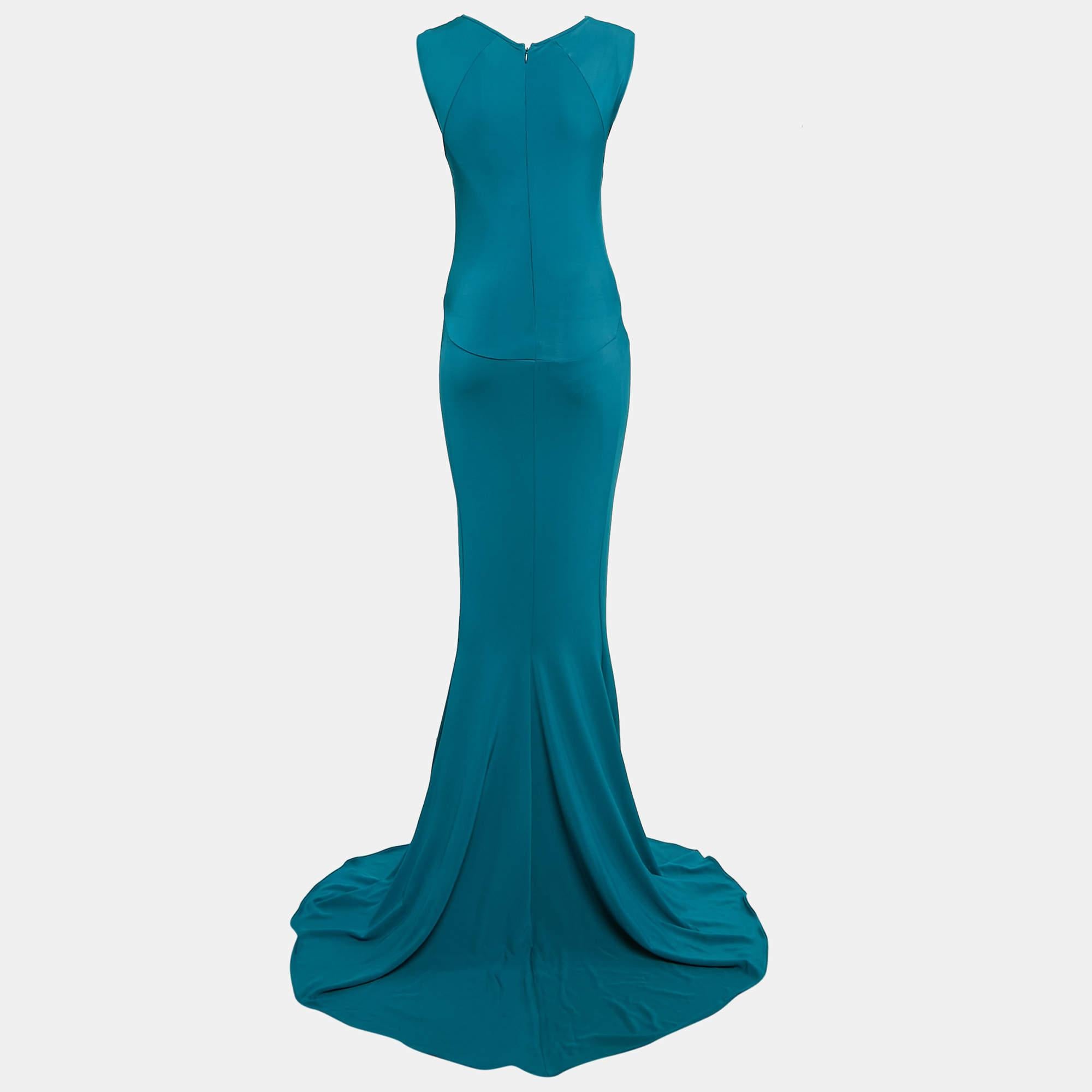 The fine artistry and the feminine silhouette of this designer dress exhibit the labels impeccable craftsmanship in tailoring. It is stitched using quality materials  has a good fit  and can be easily styled with chic accessories  open toe sandals 