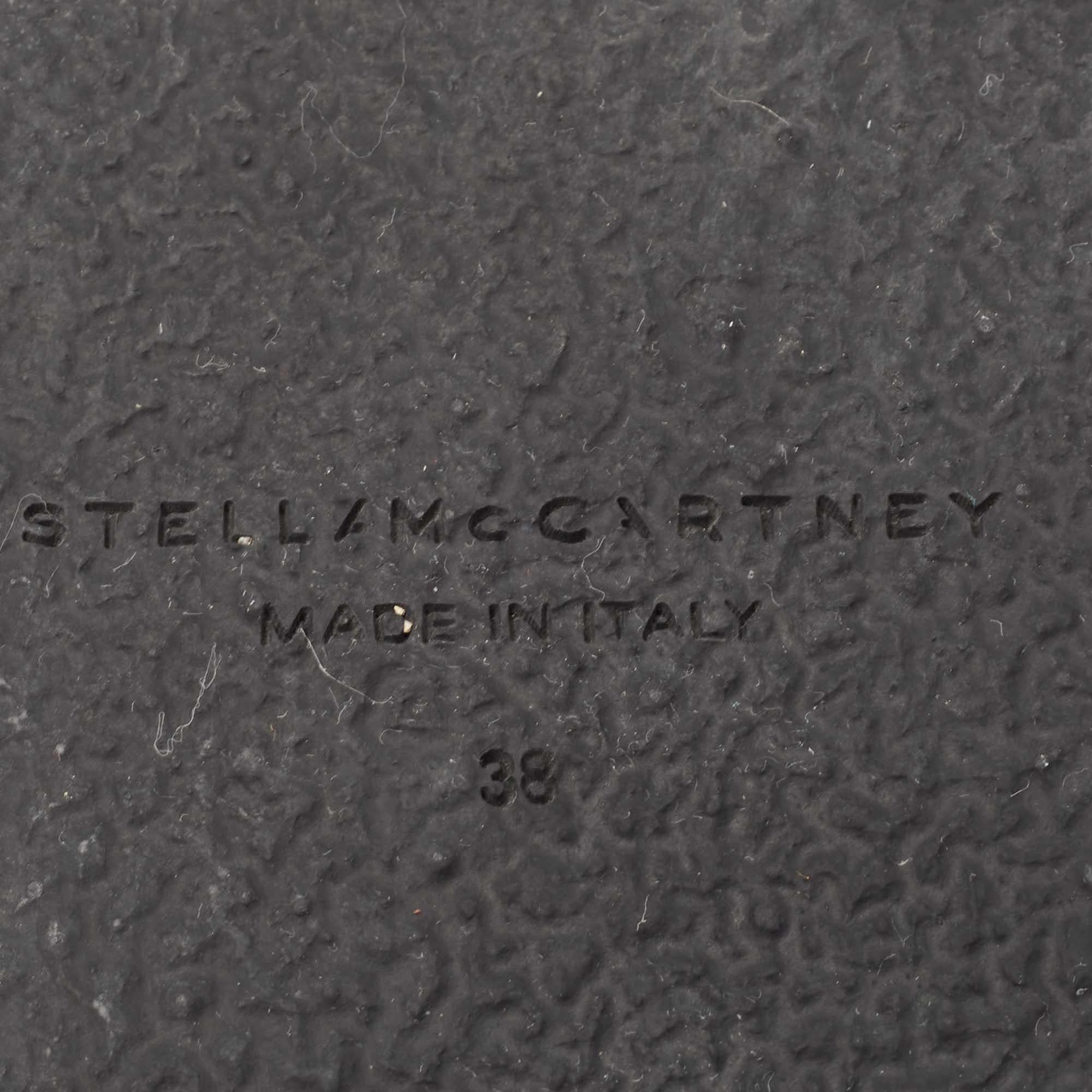 Stella McCartney Beige/Black Monogram Straw Slide Sandals Size 38 For Sale 2