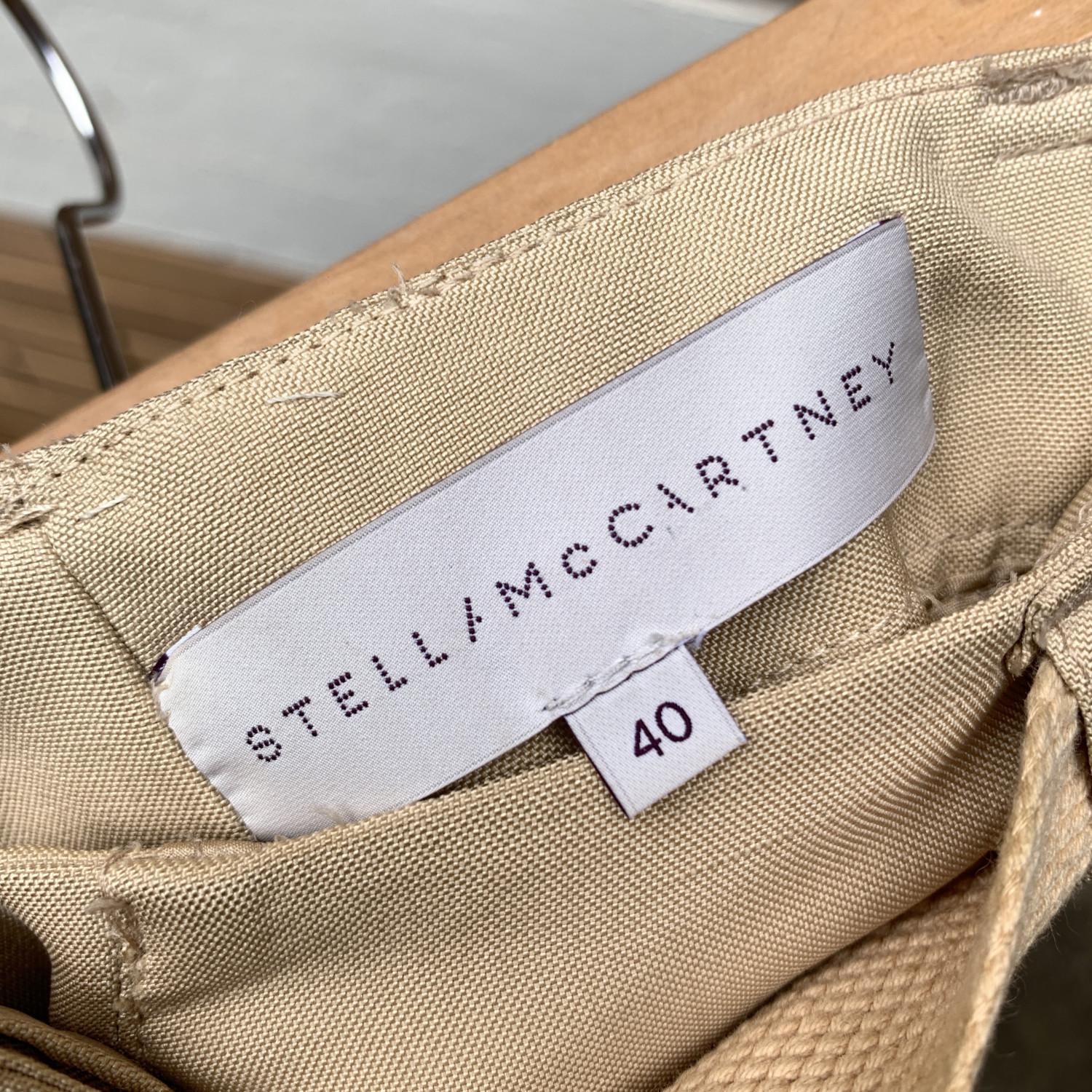 Stella McCartney Beige Silk Cargo Crop Pants Size 40 IT In Excellent Condition In Rome, Rome