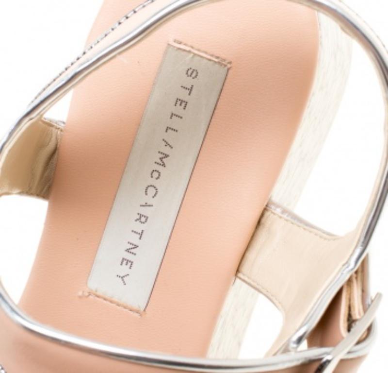 Stella McCartney Sandales à plateforme Geena en faux cuir beige/argenté taille 38 État moyen - En vente à Dubai, Al Qouz 2