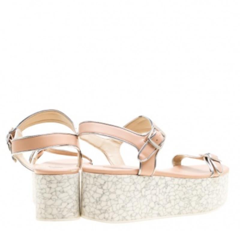 Stella McCartney Sandales à plateforme Geena en faux cuir beige/argenté taille 38 en vente 1