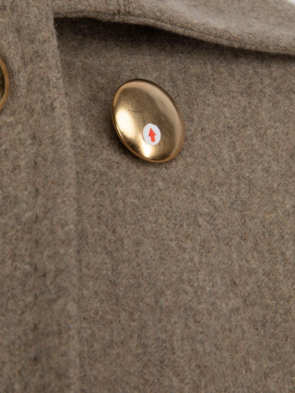 Donna Stella McCartney, cappotto in lana beige con colletto largo e bottoni, taglia S in vendita