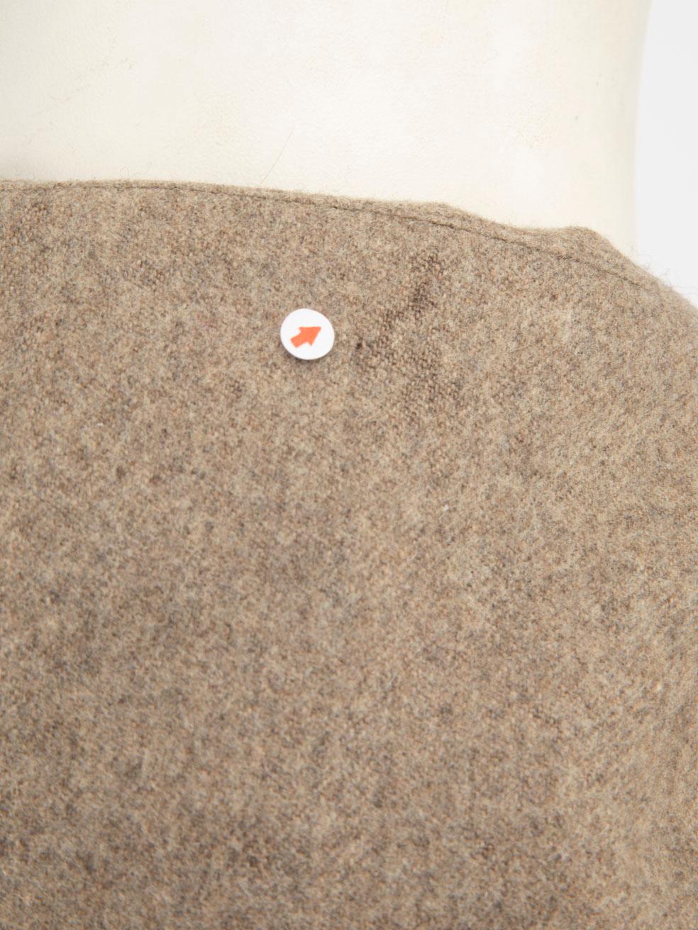 Stella McCartney, cappotto in lana beige con colletto largo e bottoni, taglia S in vendita 4