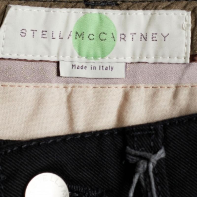 Stella McCartney Jean en denim noir avec applications de dentelle M. Pour femmes en vente