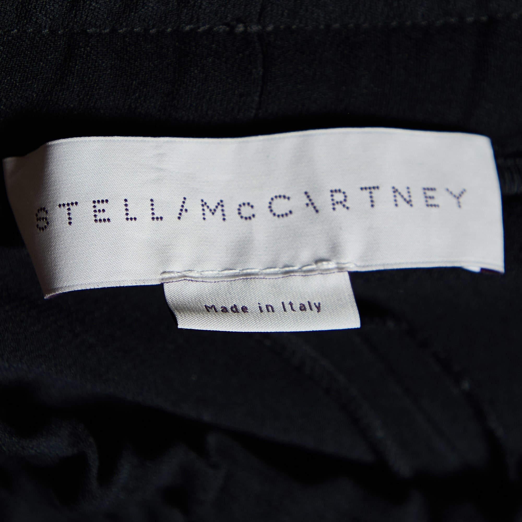 Stella McCartney Pantaloni in crêpe impreziositi neri M. In condizioni buone in vendita a Dubai, Al Qouz 2
