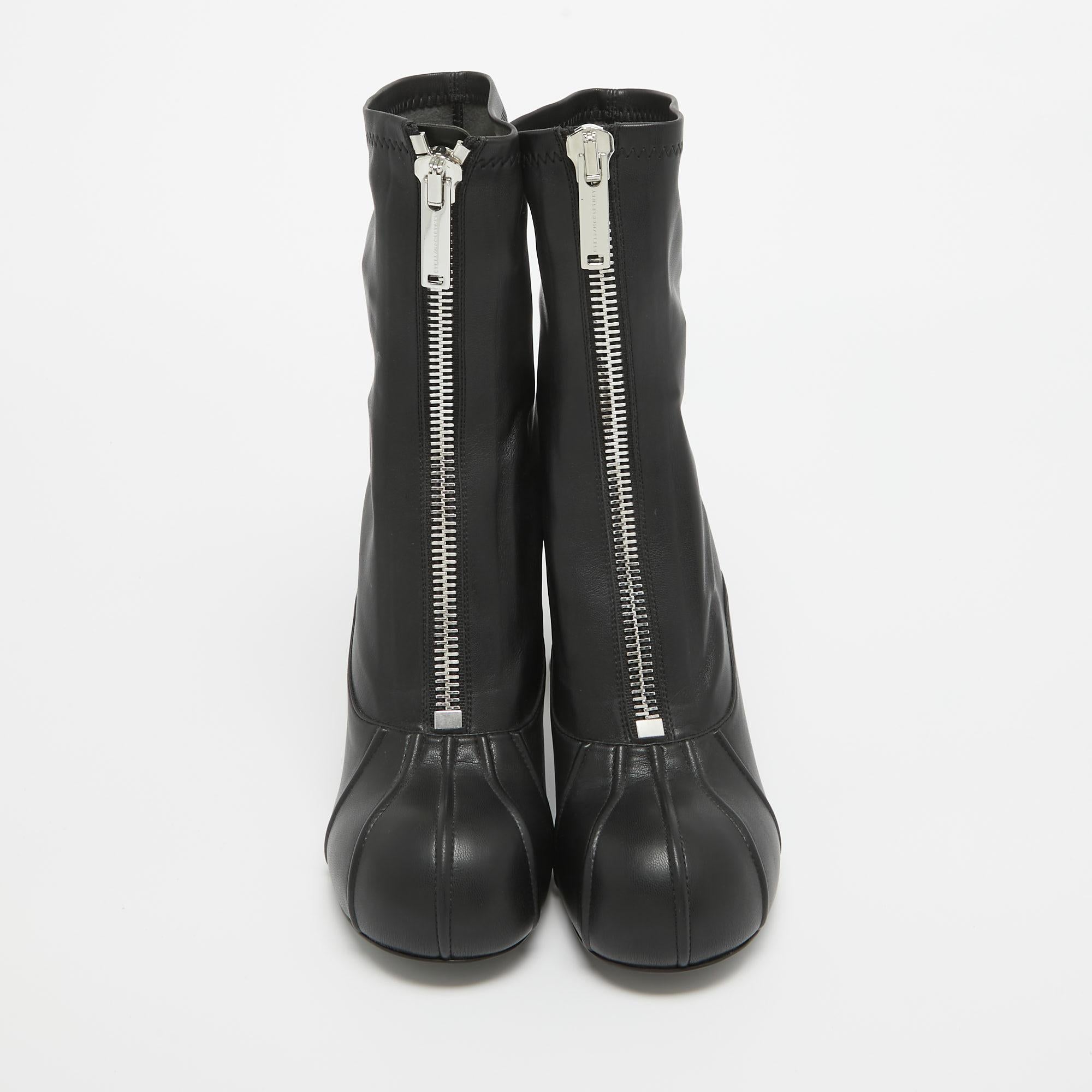 Stella McCartney Noir Faux cuir Duck City Ankle Boots Taille 41 en vente 2