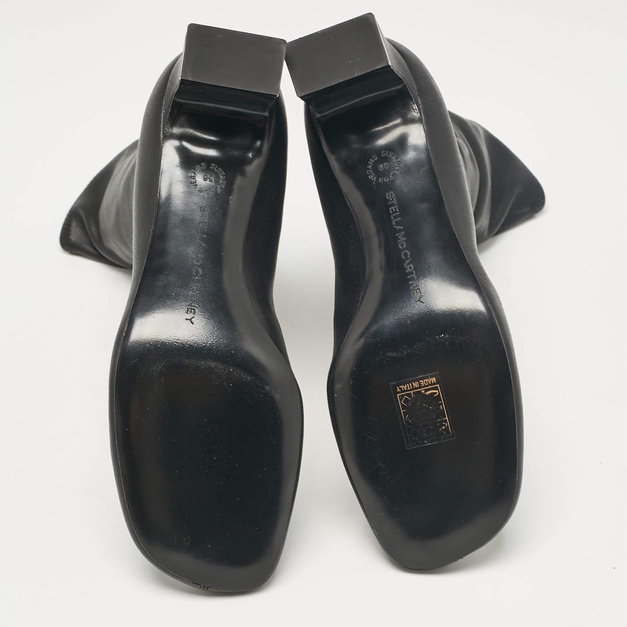 Stella McCartney Black Faux Leather Falabella Ankle Boots Size 36 en vente 1