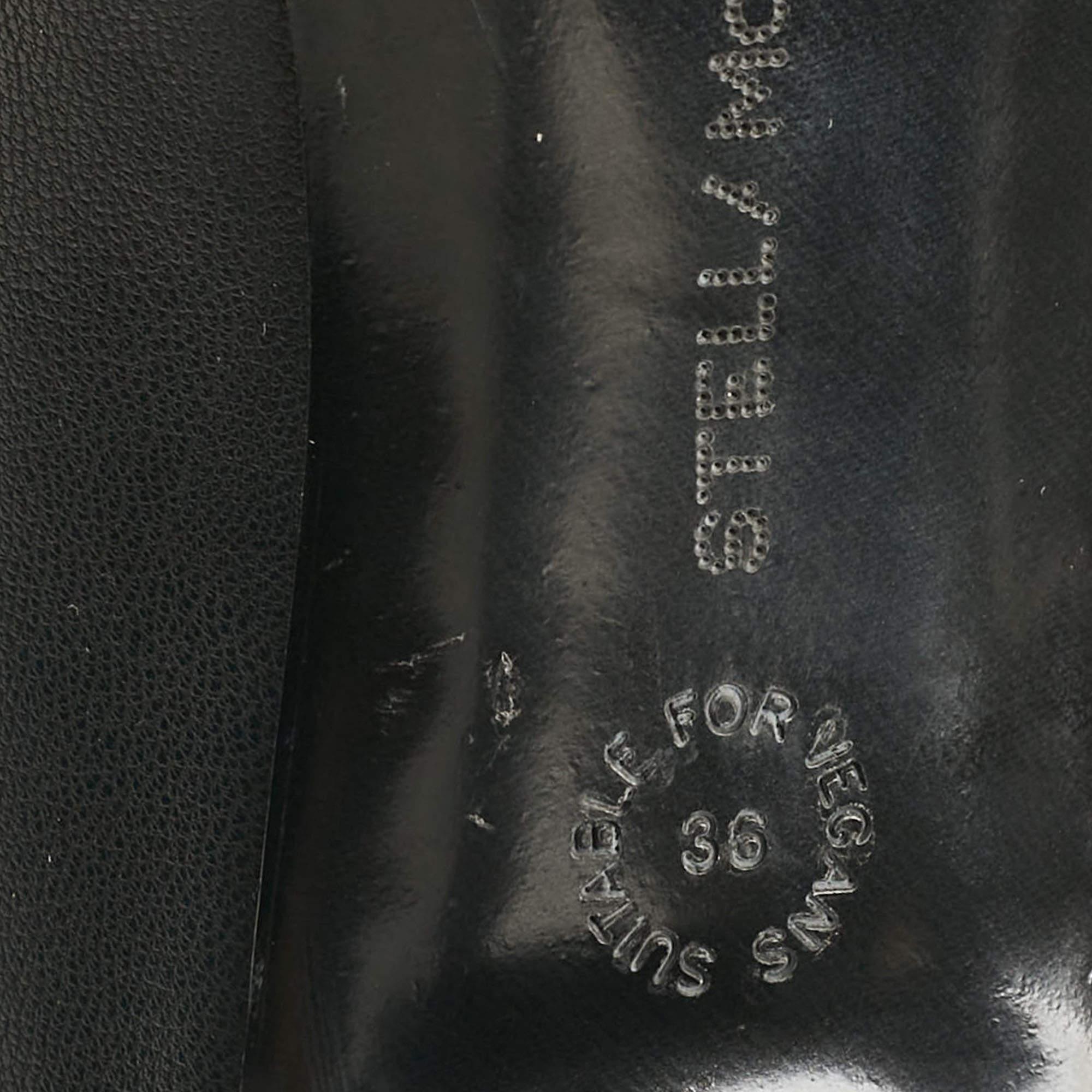 Stella McCartney Black Faux Leather Falabella Ankle Boots Size 36 en vente 3
