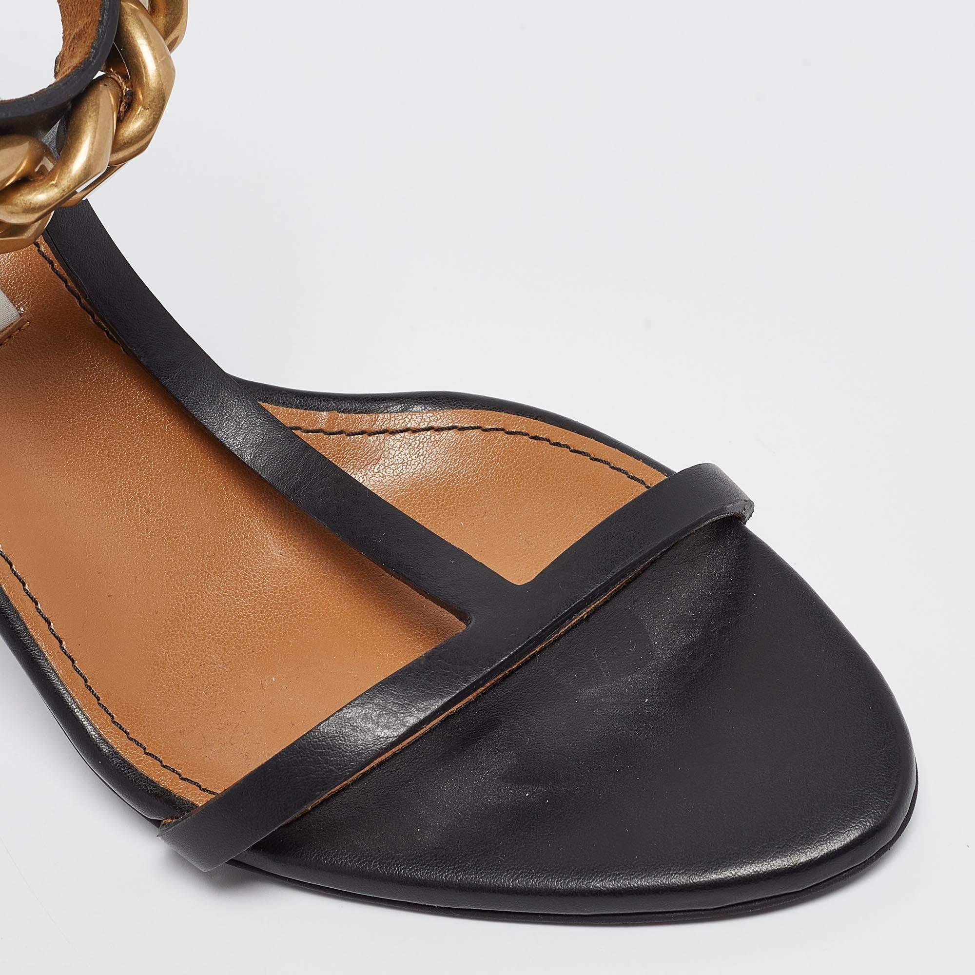 Stella McCartney Sandalias con tira en T Falabella de piel sintética negra talla 38 2