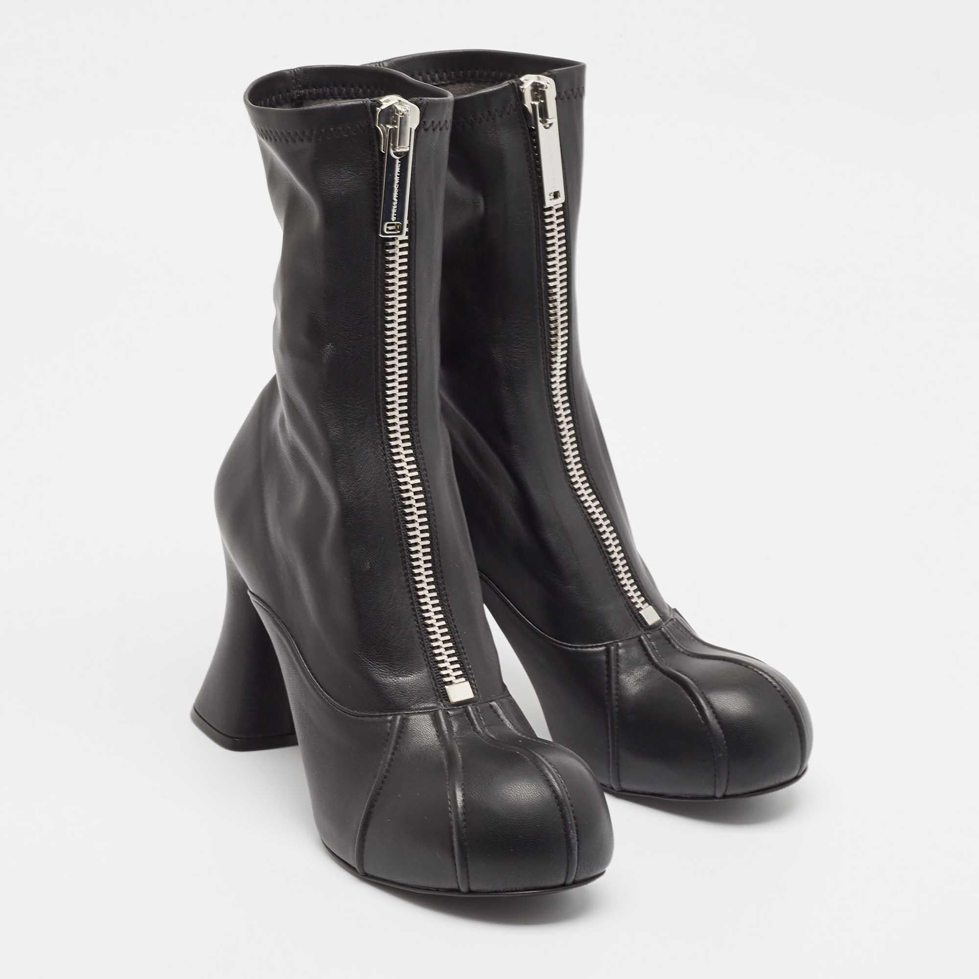 Stella McCartney Black Faux Leather Groove Ankle Length Boots Size 41 Neuf à Dubai, Al Qouz 2