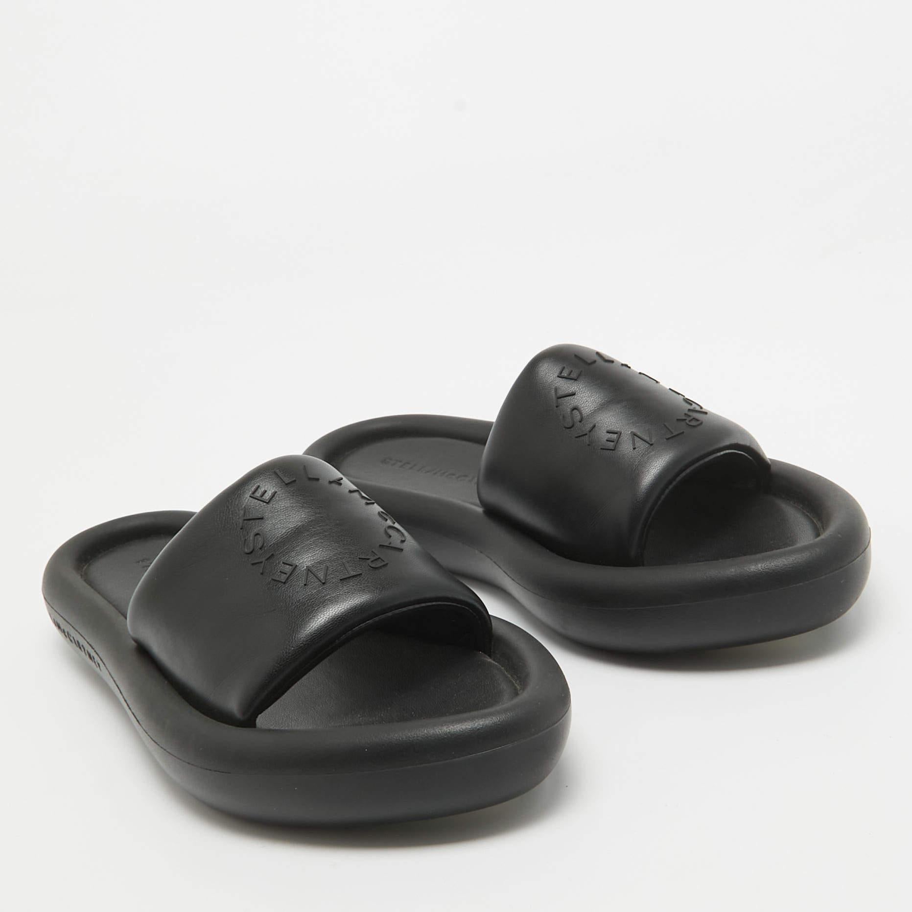Women's Stella McCartney Black Faux Leather Slides Size 38 For Sale