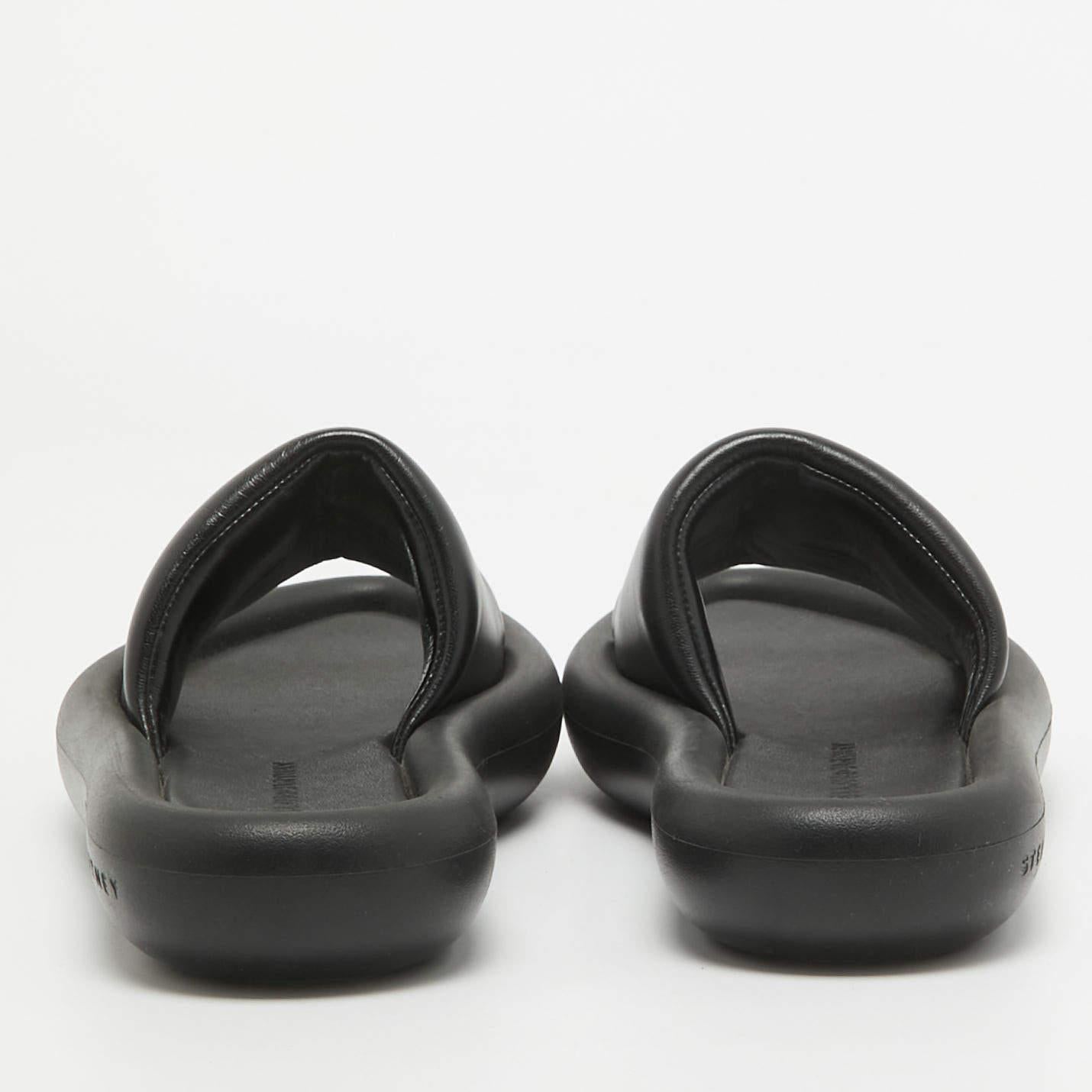 Stella McCartney Black Faux Leather Slides Size 38 For Sale 1