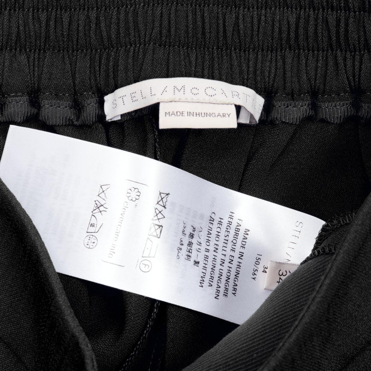 STELLA MCCARTNEY black minimalist elastic waistband cropped jogger harem pants For Sale 3