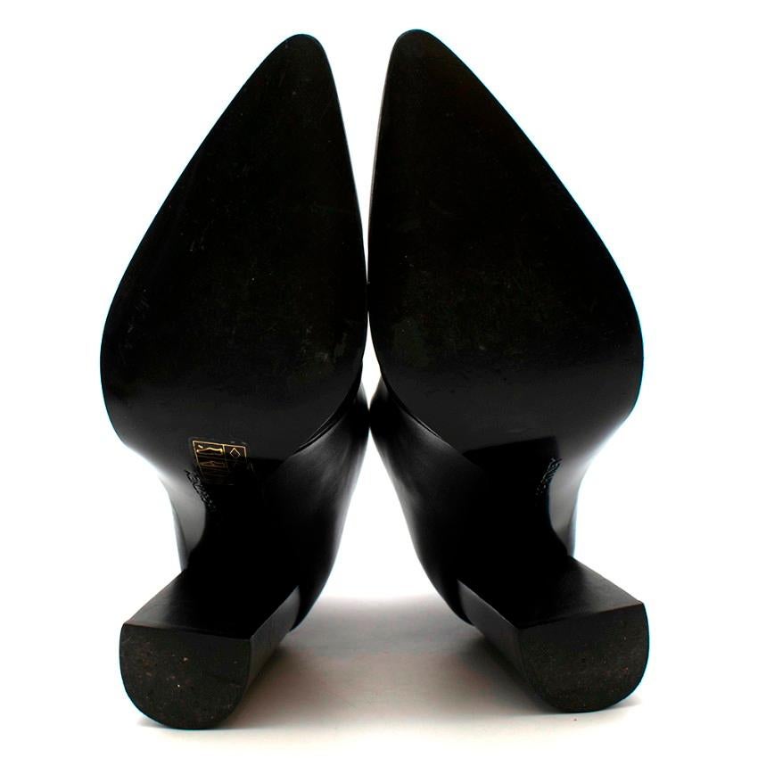 Stella McCartney Black Pointed V-Cut Pumps - Size 36 For Sale 1