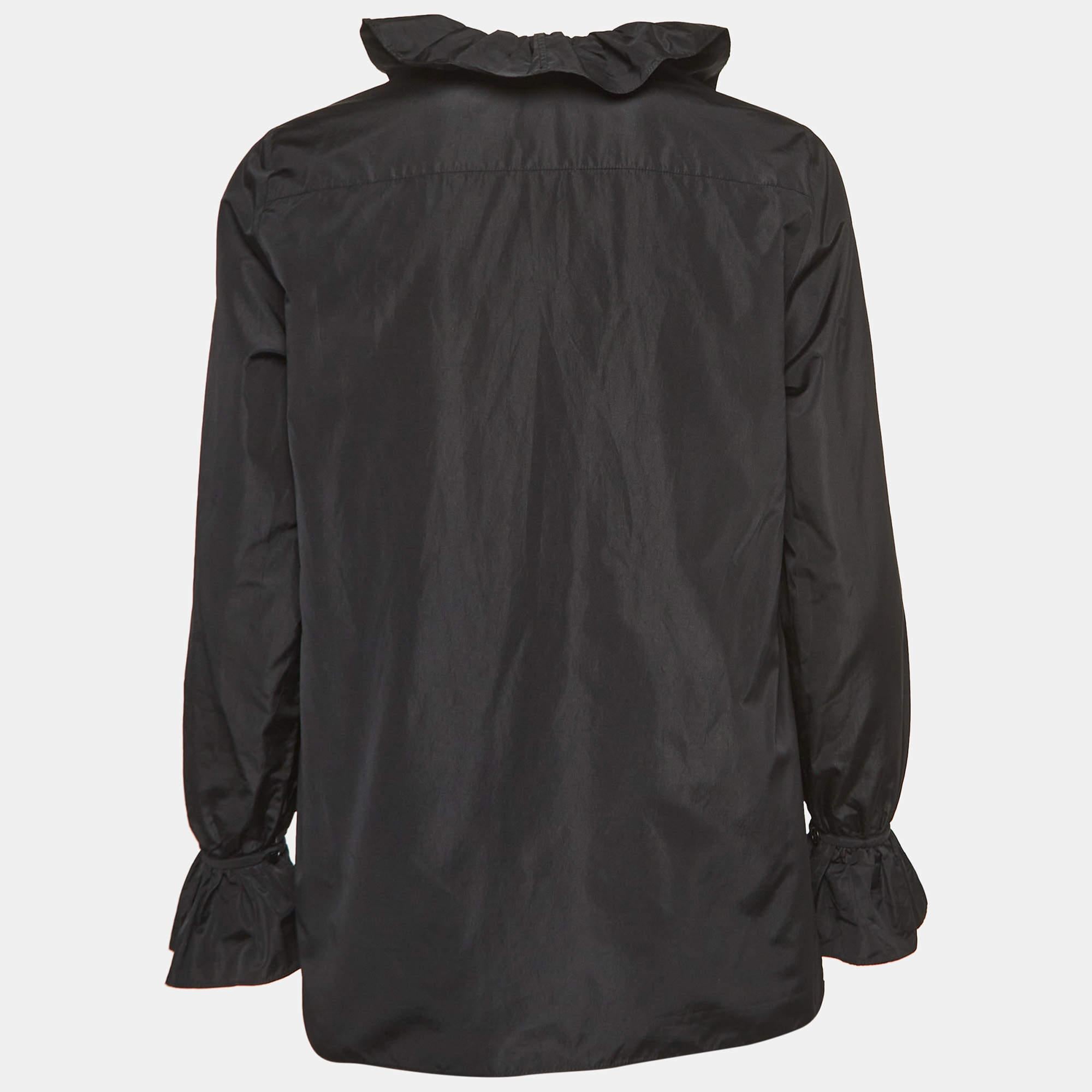 Questo top griffato offre stile e comfort. Realizzati su misura utilizzando le migliori stoffe  la creazione è stata resa immensamente dettagliata. Abbinalo a un paio di jeans e a delle scarpe basse.