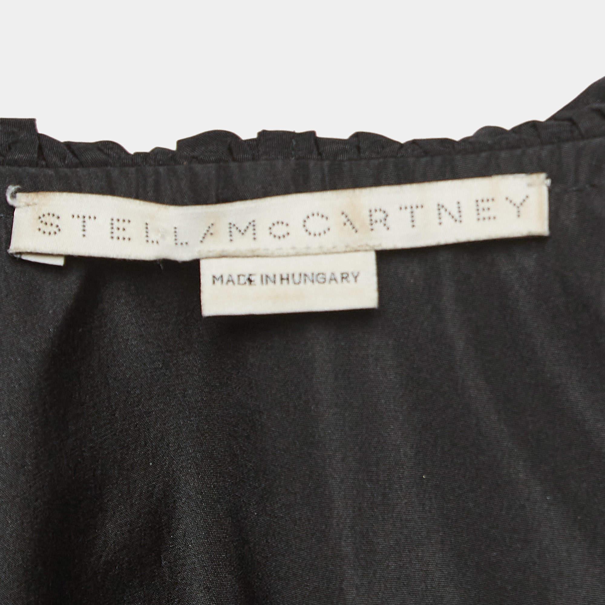 Stella McCartney - Top con scollo a V increspato in crepe di misto seta nero S.I.V.S. In condizioni buone in vendita a Dubai, Al Qouz 2