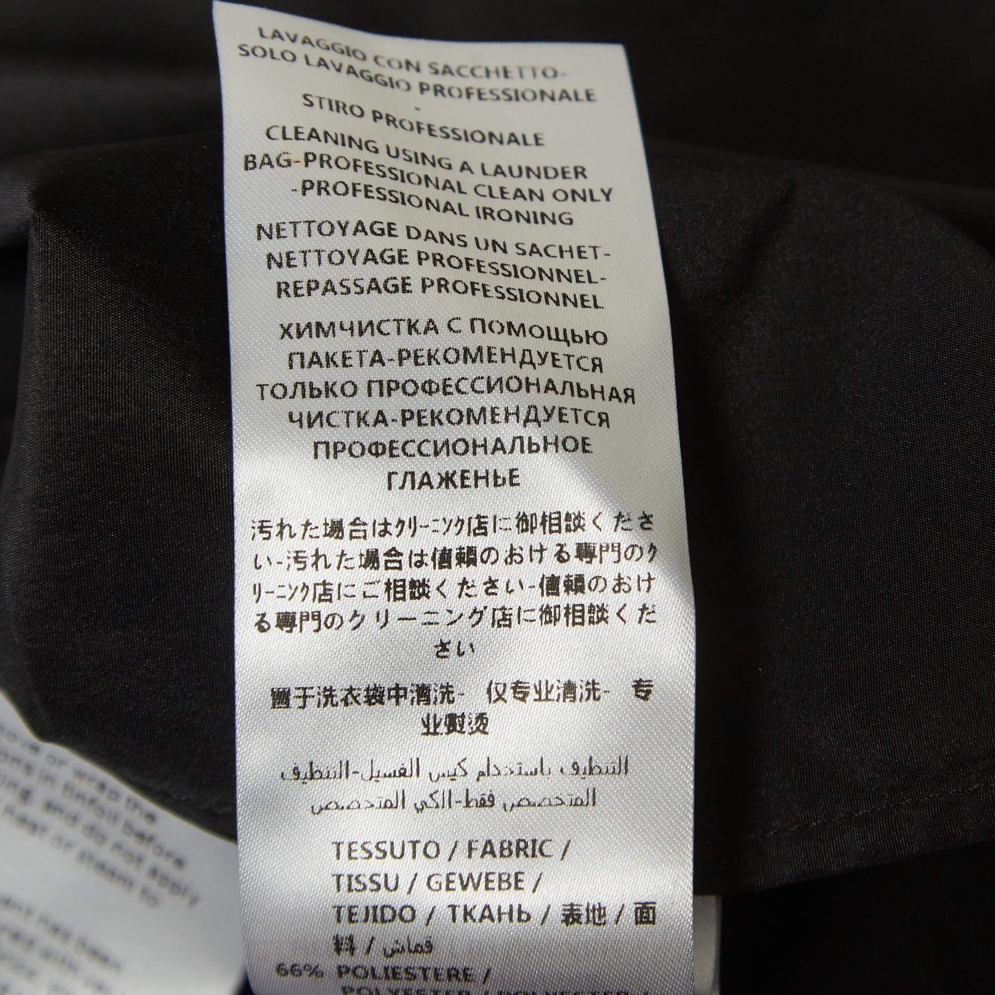 Stella McCartney - Top con scollo a V increspato in crepe di misto seta nero S.I.V.S. in vendita 2