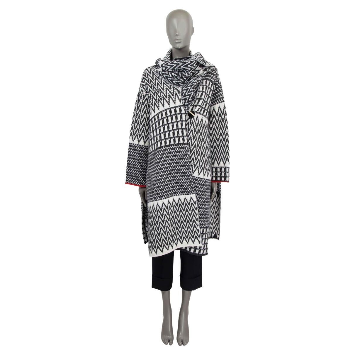STELLA MCCARTNEY black white wool 2020 ZIGZAG ASYMMETRIC KNIT COAT Jacket S For Sale