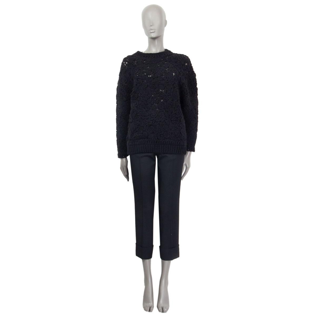 100% authentischer Stella McCartney Pullover in Übergröße aus schwarzer Wolle (45%), Acryl (30%) und Alpaka (25%). Wurde getragen und ist in ausgezeichnetem Zustand. 

Messungen
Tag Größe	38
Größe	XS
Breite der Schultern	114cm (44.5in)
Büste