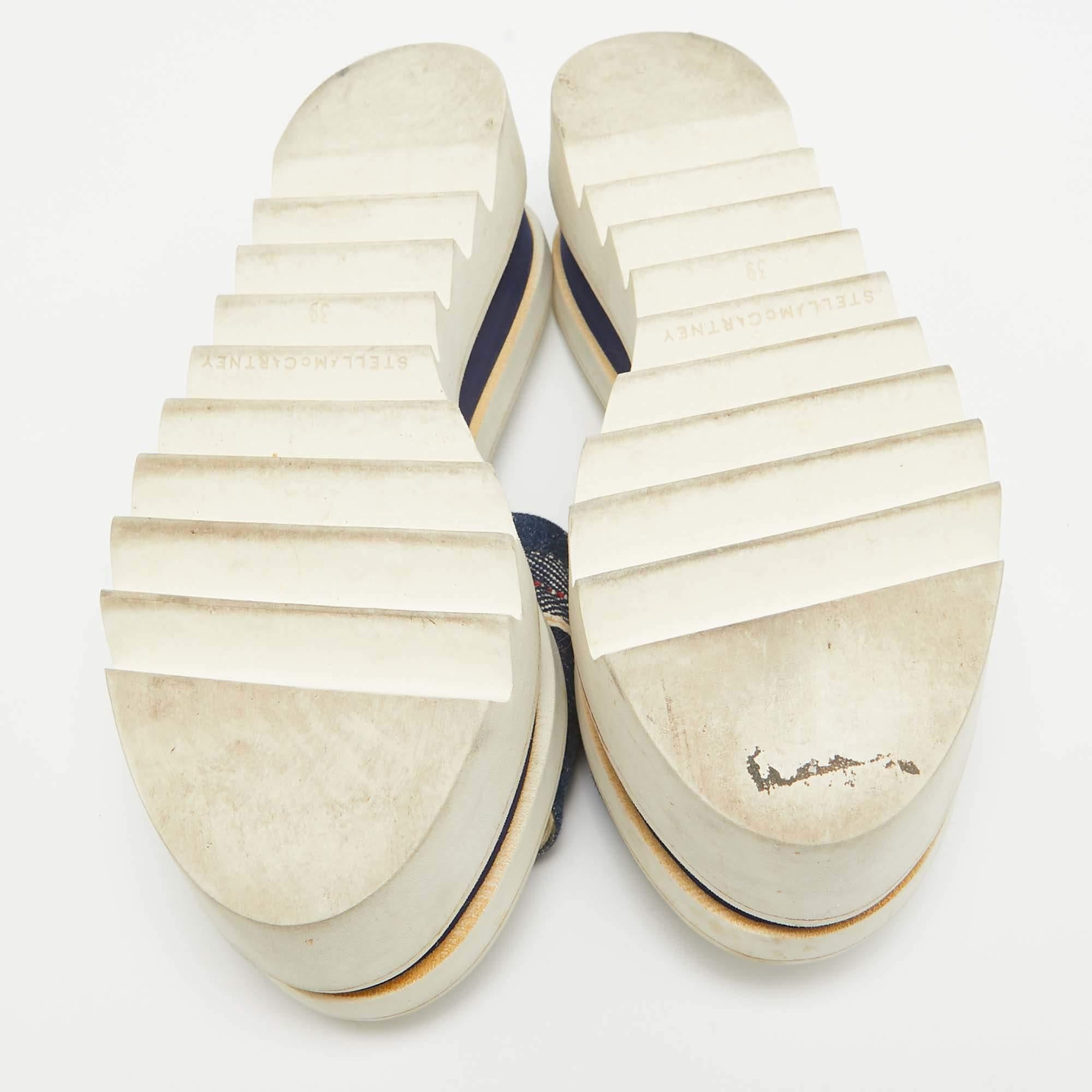 Stella McCartney Denim bleu Elyse Platform Slide Sandals Size 39 en vente 1