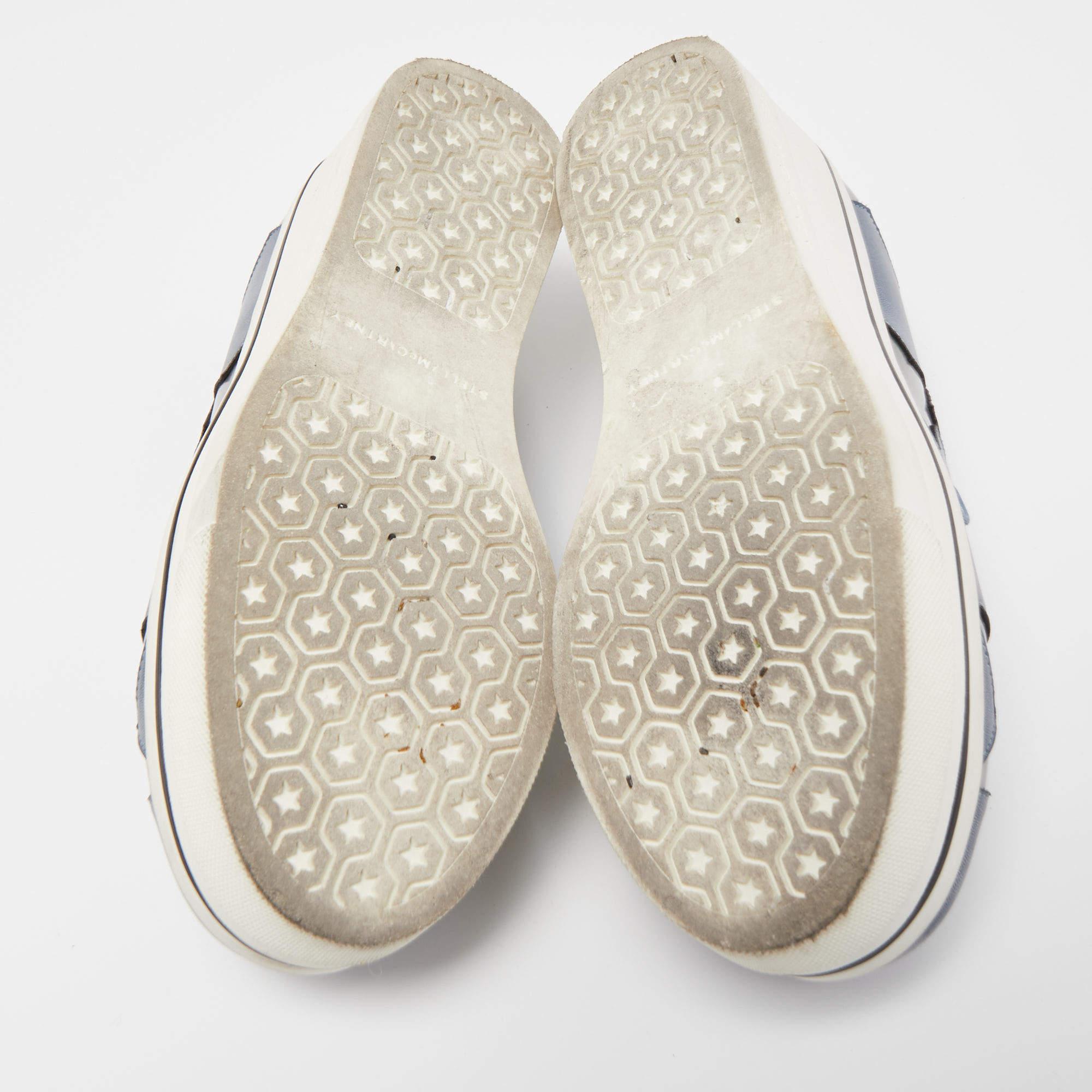 Stella McCartney Blue Faux Leather Binx Star Sneakers Size 36 For Sale 1