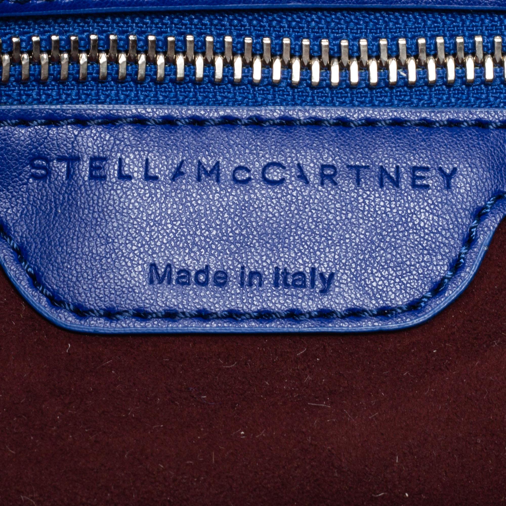 Stella McCartney Blue Quilted Faux Suede Medium Beckett Chain Bag In Good Condition In Dubai, Al Qouz 2