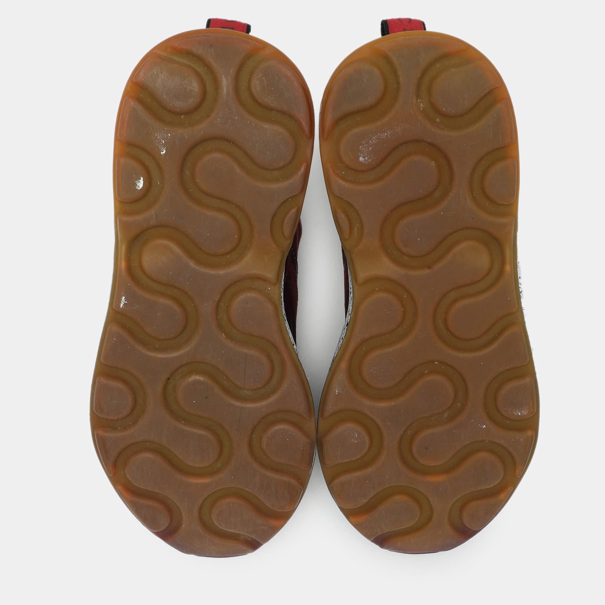 Baskets basses Eclypse Stella McCartney bordeaux en simili cuir et daim, taille 38 en vente 1