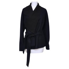 STELLA McCARTNEY Manteljacke mit langen Ärmeln und Schnappverschlüssen in Marineblau und Schwarz Gr. 38