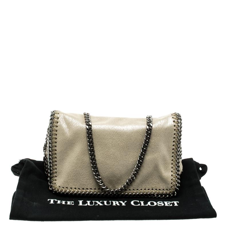 Stella McCartney Cream Leather Falabella Crossbody Bag In Good Condition In Dubai, Al Qouz 2