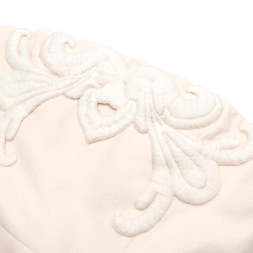 Stella McCartney Cremefarbenes Bustierkleid aus Wolle und Kaschmir mit Verzierungen im Angebot 2