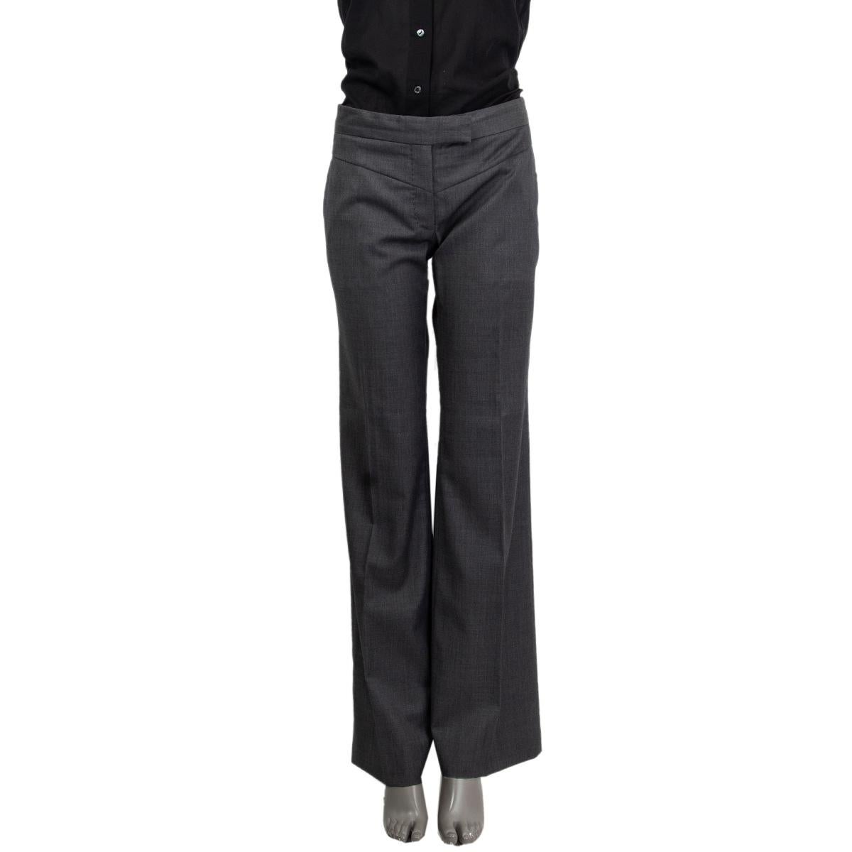 100% authentic Stella McCartney suit pants in grey wool (100%) with pockets. Close on the front with with a zipper and hook fastener. Have been worn and are in excellent condition. 

See separate listing for matching blazer.

Measurements
Tag