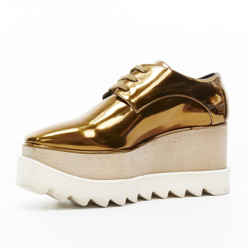 STELLA MCCARTNEY Elyse mirrored gold faux leather wooden platform brogue EU34.5 In Fair Condition For Sale In Hong Kong, NT