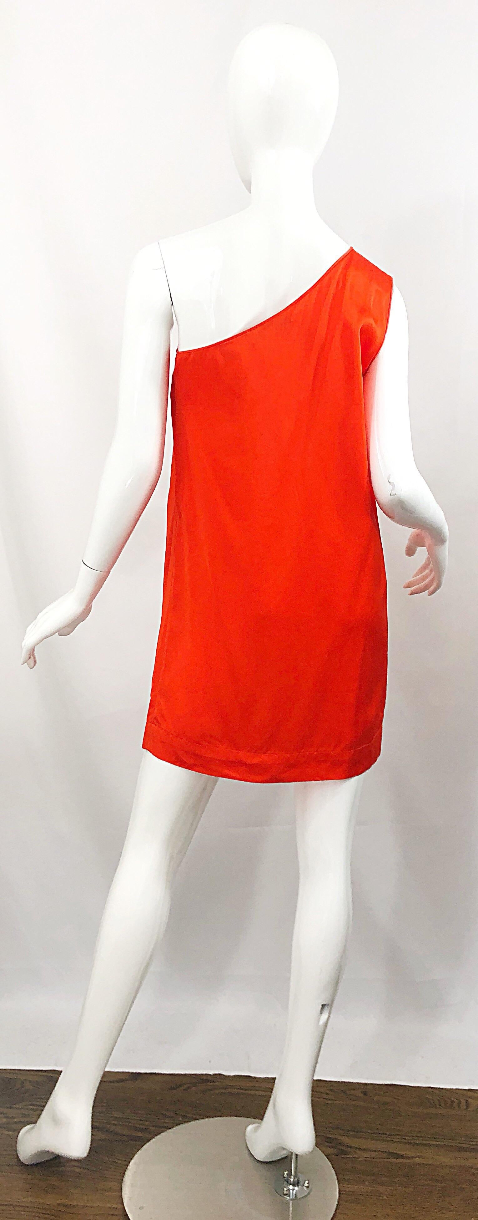 Stella McCartney F/W 2010 Bright Orange Sz 42 / 6-8 One Shoulder Mini Dress For Sale 6