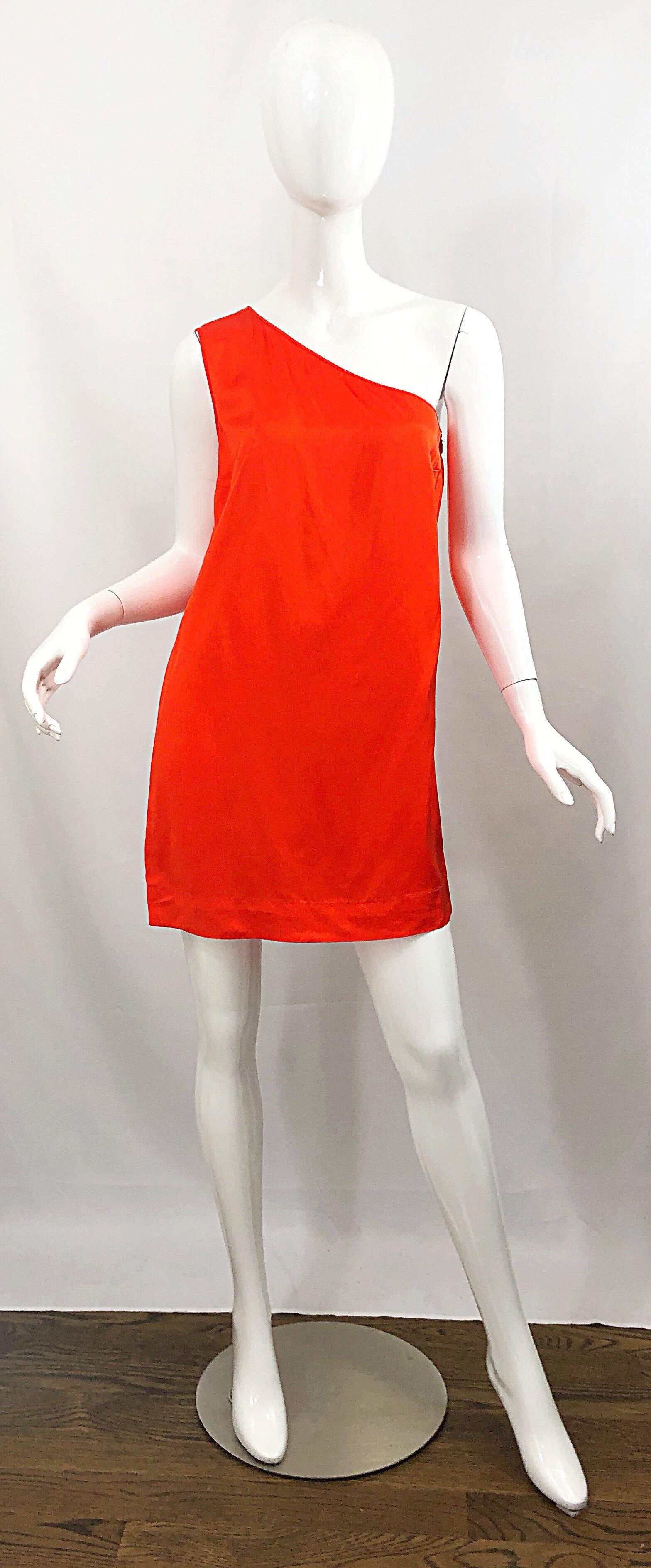 Stella McCartney - Mini robe asymétrique orange vif, taille 42/ 6-8, automne-hiver 2010 en vente 10