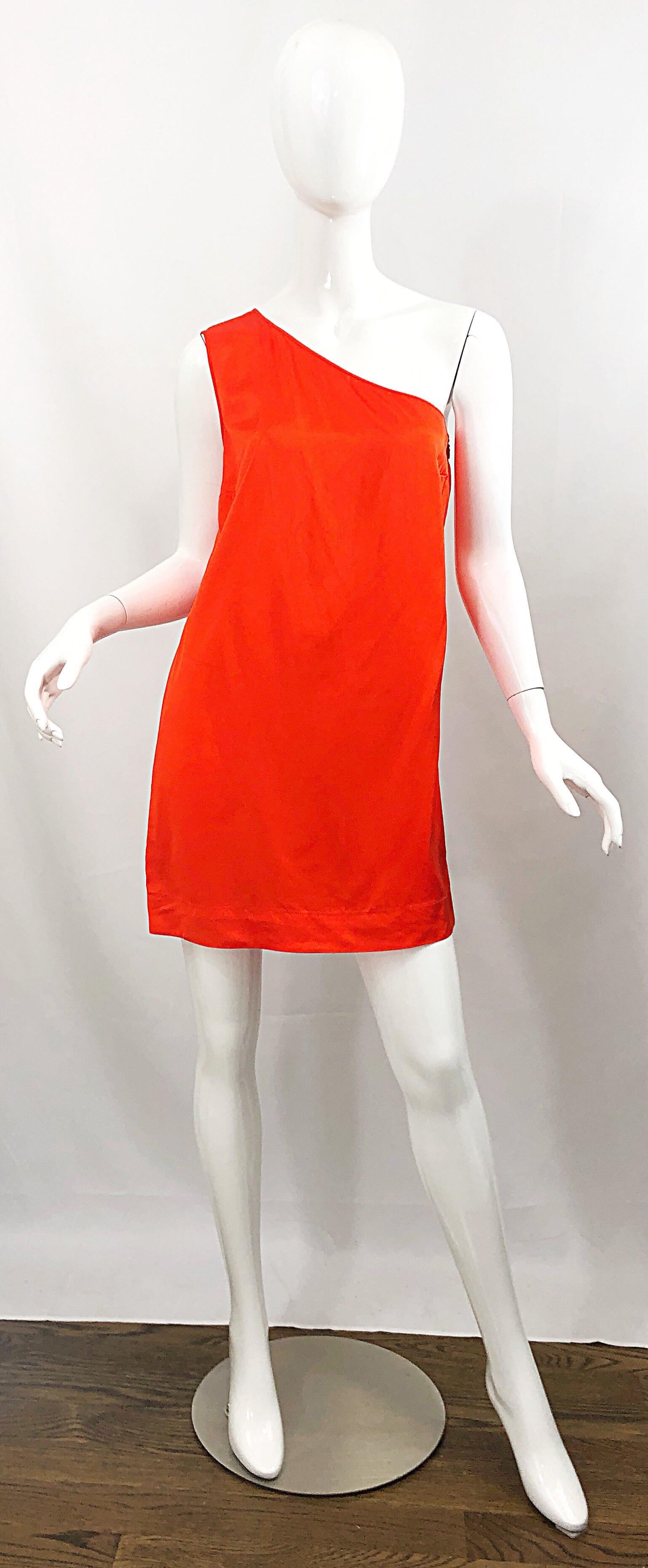 Rouge Stella McCartney - Mini robe asymétrique orange vif, taille 42/ 6-8, automne-hiver 2010 en vente