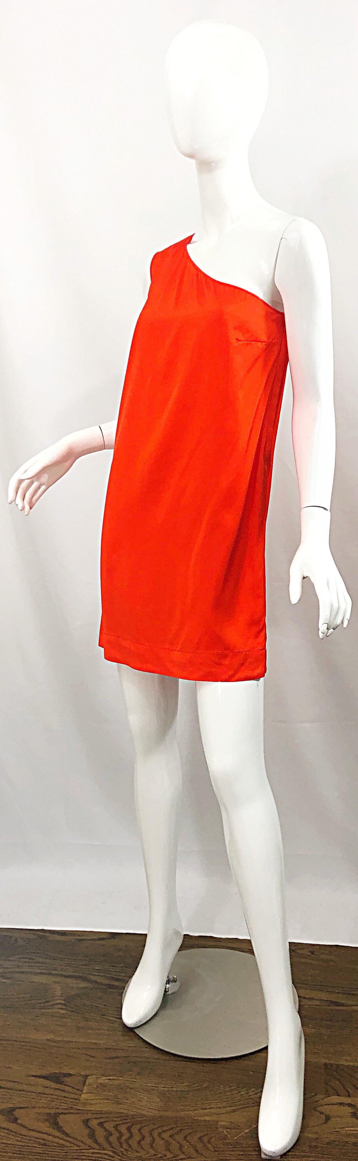 Red Stella McCartney F/W 2010 Bright Orange Sz 42 / 6-8 One Shoulder Mini Dress For Sale