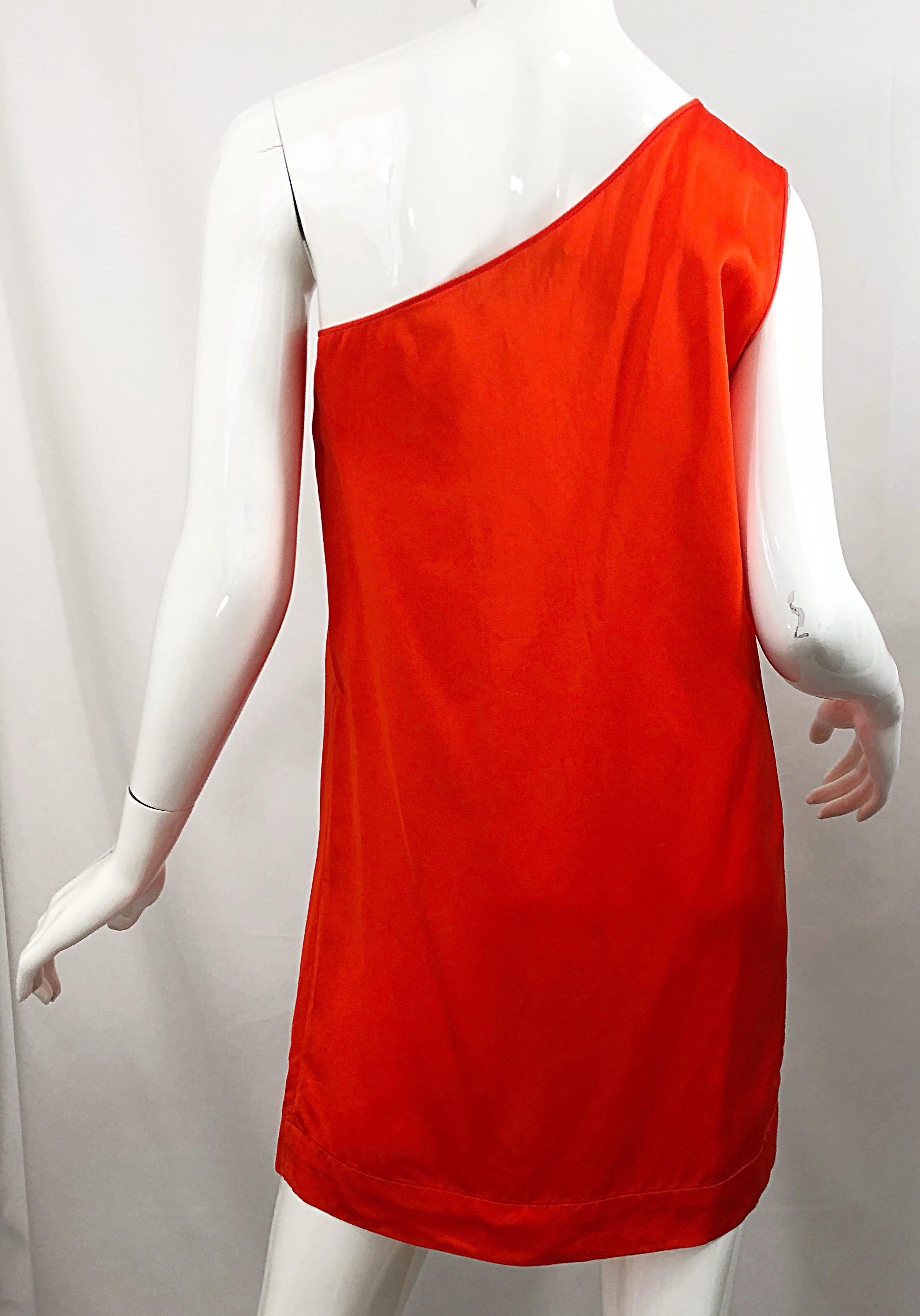 Women's Stella McCartney F/W 2010 Bright Orange Sz 42 / 6-8 One Shoulder Mini Dress For Sale