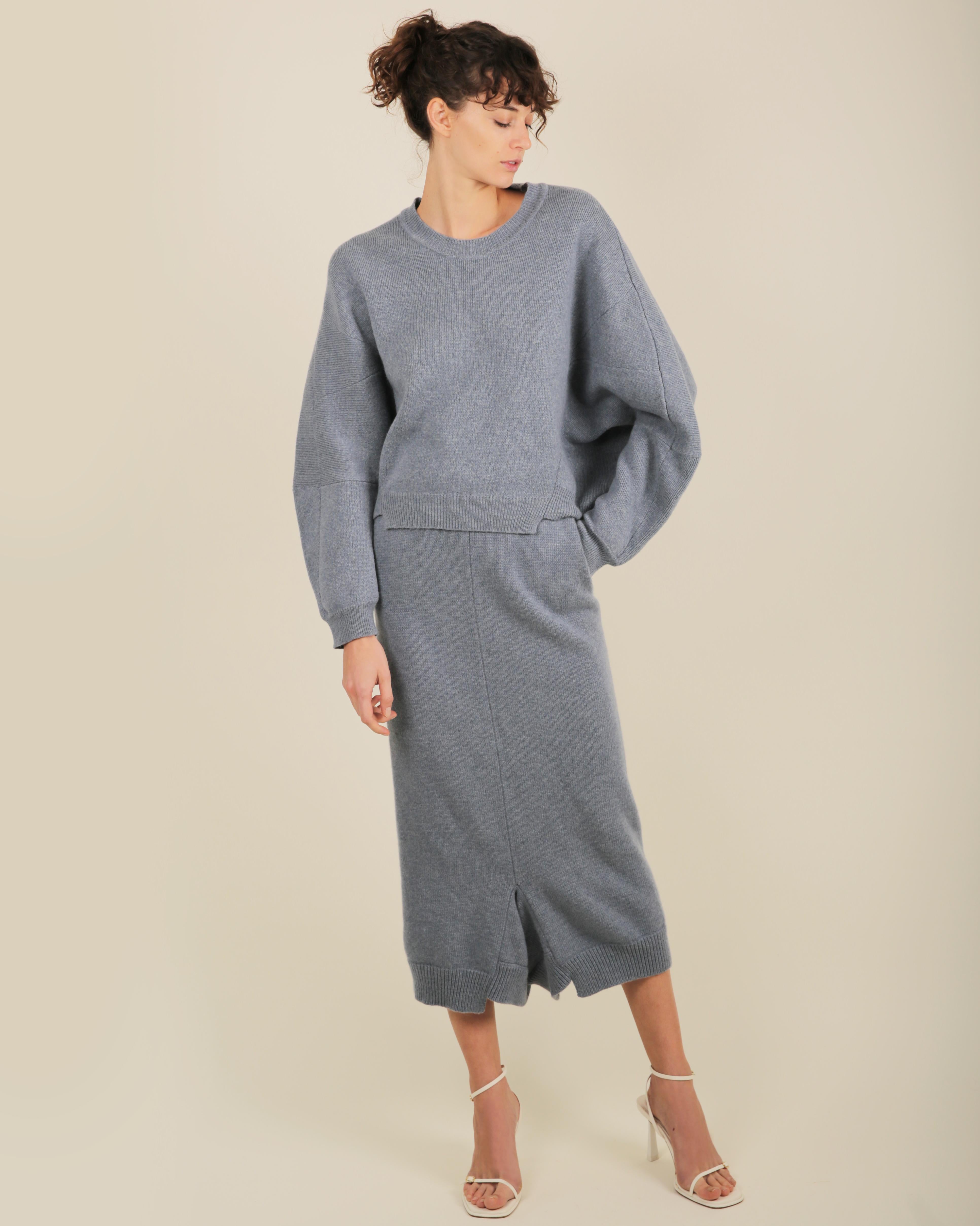Stella McCartney Fall18 blue oversized wool alpaca matching sweater dress pants For Sale 3