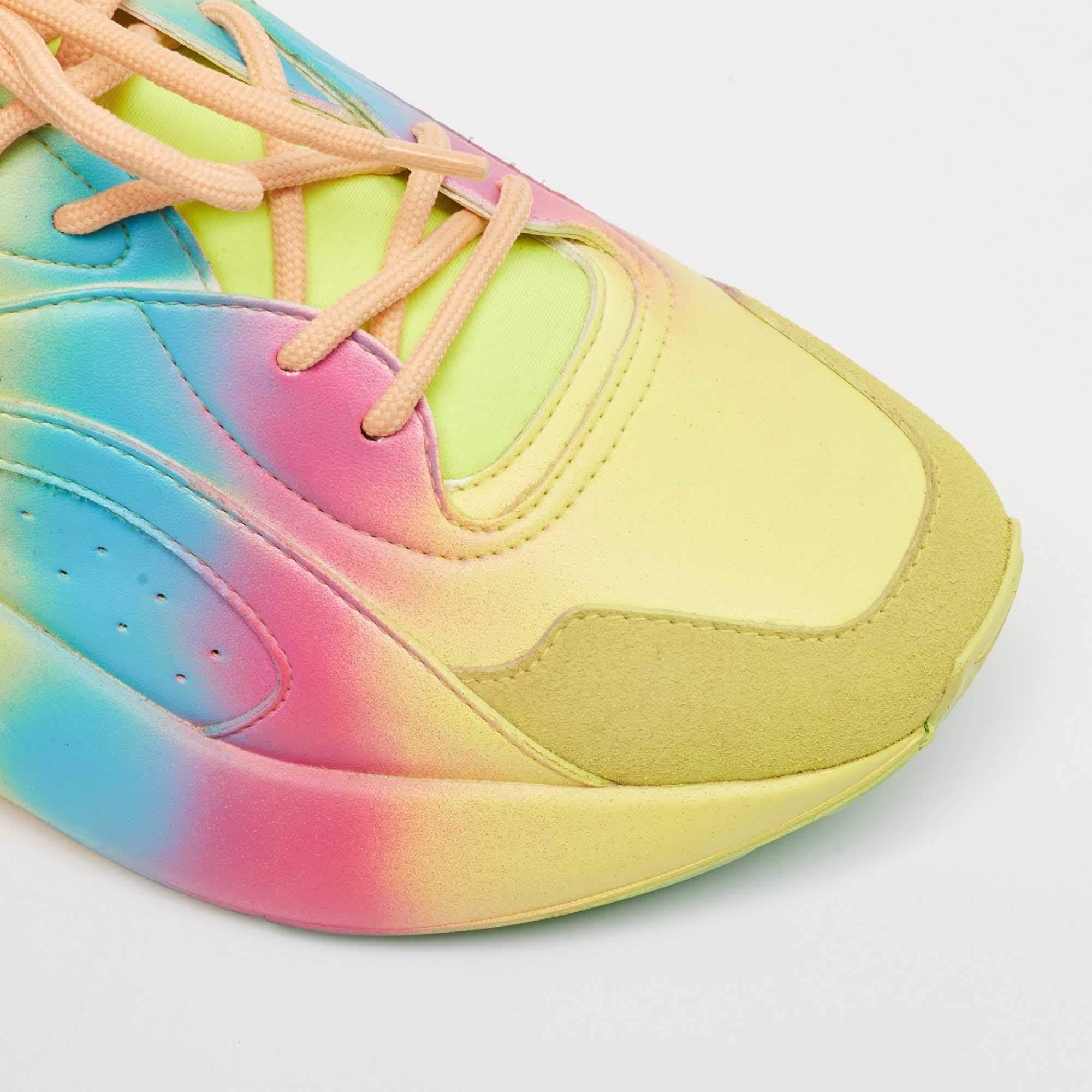 Stella McCartney Eclypse in ecopelle, scarpe da ginnastica allacciate taglia 39 in vendita 2