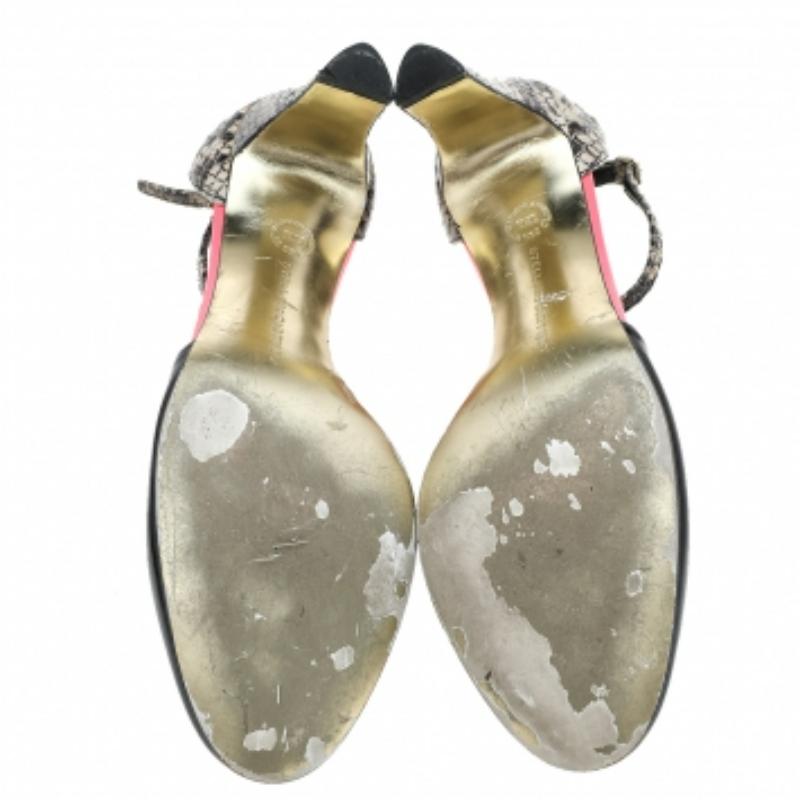Stella McCartney Sandalias con correa en el tobillo de charol de imitación y piel de pitón talla 37,5 en venta 1
